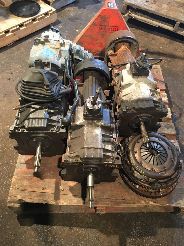 NV4500 5 SPEED MANUAL TRANSMISSION in Transmission & Drivetrain in St. Catharines - Image 2
