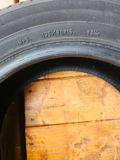 4 all season tires for sale in good shape.
