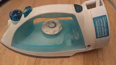 Proctor Silex Steam Iron, View more