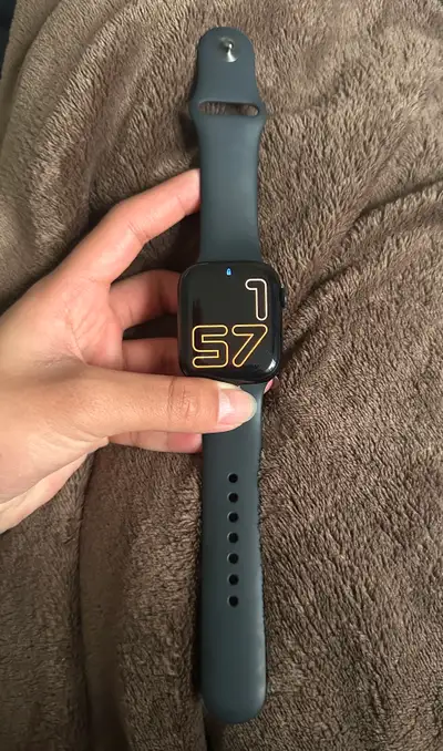 Apple Watch Seried 8, View more