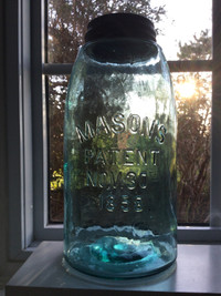 Vintage Half Gallon Blue MASON’S PATENT NOV. 30TH 1858 Jar