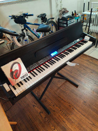 Alesis Virtue AHP-1, 88 keys digital piano brand new