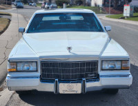 1990 Cadillac Fleetwood Brougham D elegance. Like new!!