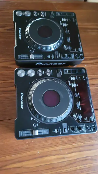  Pioneer CDJ-1000MK3 CD players, View more