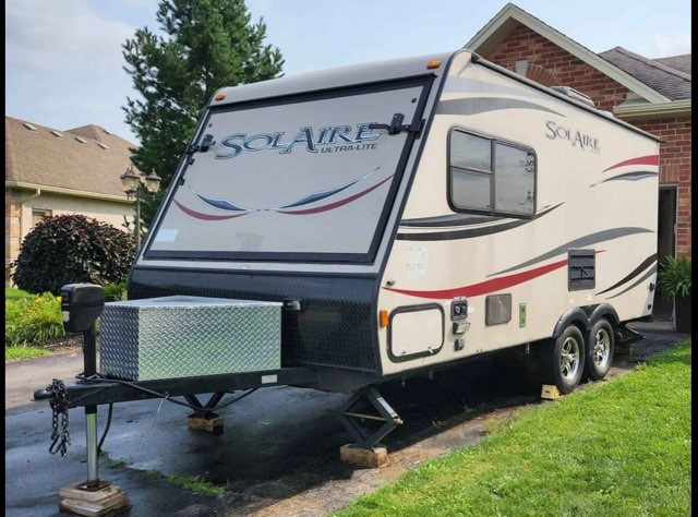 2014 Palomino 16ft in Travel Trailers & Campers in Renfrew - Image 4