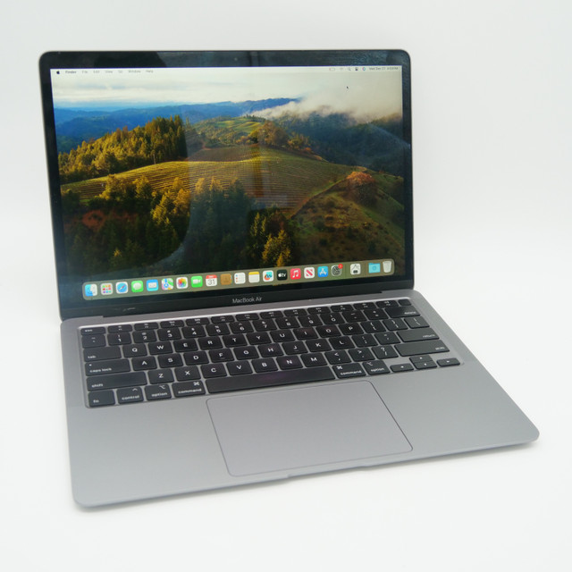 Apple 2020 MacBook Air (Core i5, 8GB RAM, 512GB SSD) dans Portables  à Longueuil/Rive Sud