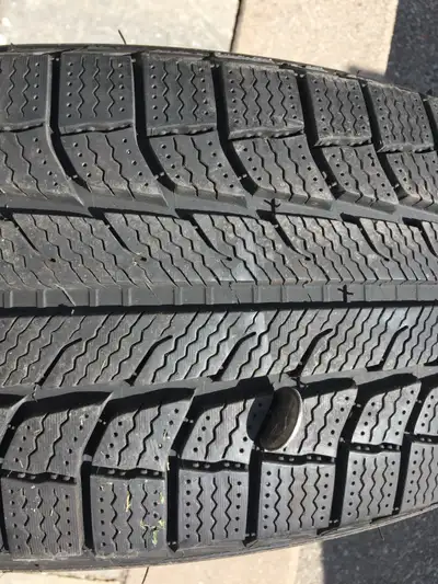 225/65/17 Only driven approx 60km. Did not fit new vehicle, therefore selling. Paid $1300 when new....