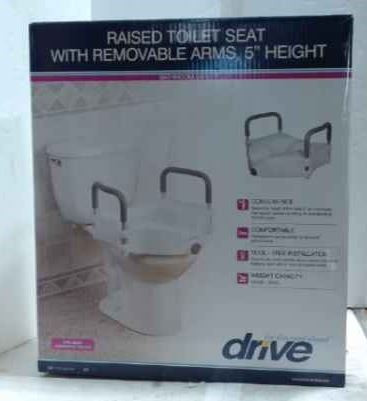 NEW Drive Medical Elevated Raised Toilet Seat, REG. $70 SALE $40 in Health & Special Needs in Markham / York Region