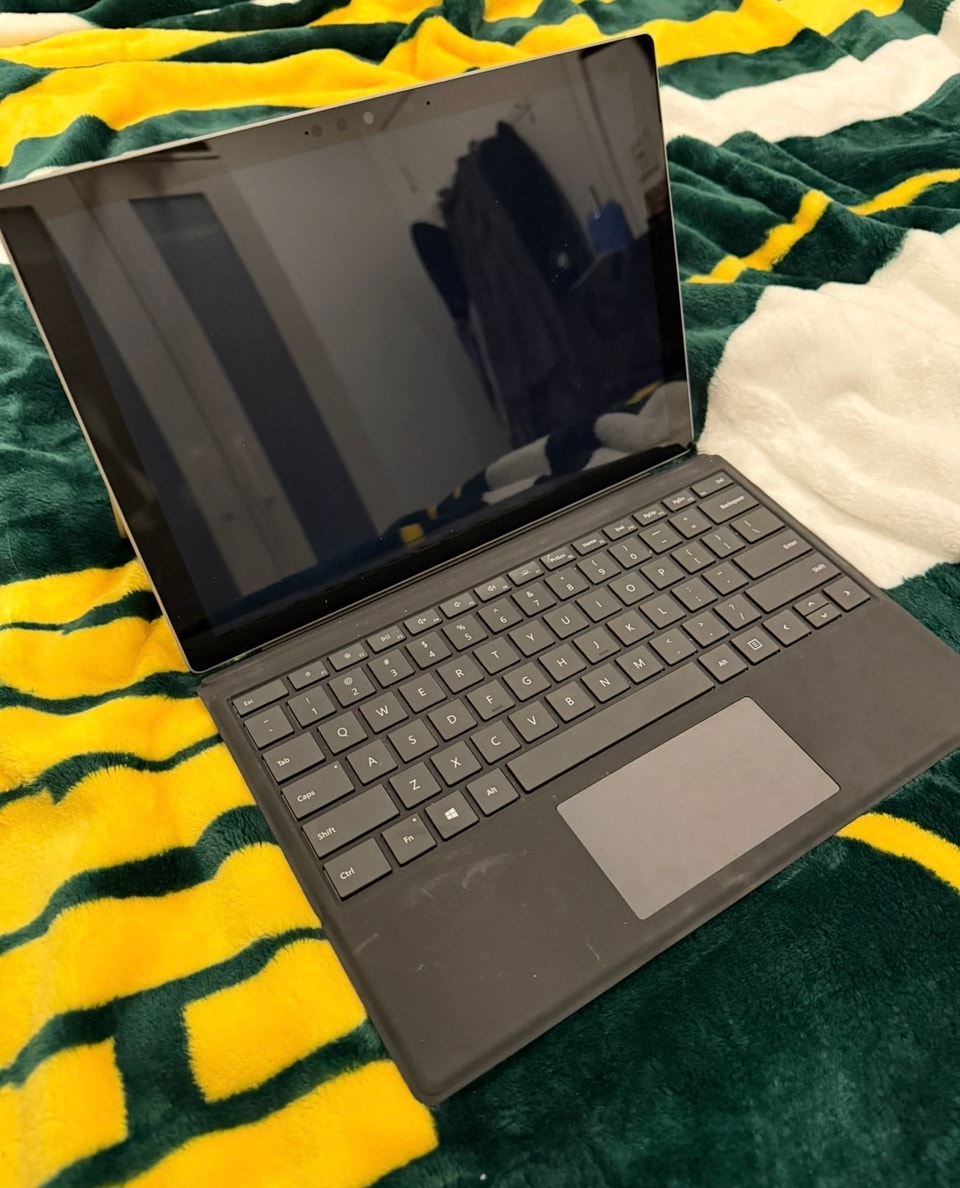 Microsoft Surface Pro 7 | Laptops | City of Toronto | Free local ...