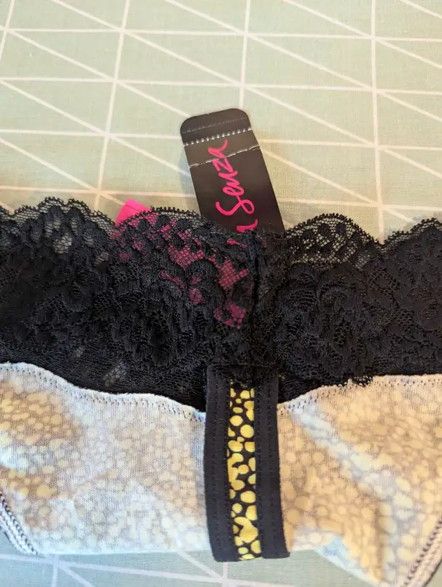 La Senza Panties in Women's - Other in Markham / York Region - Image 4