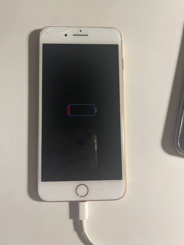 FOR SALE! IPHONE 8 PLUS! in Cell Phones in Hamilton - Image 3