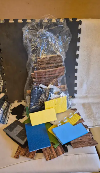 retailles de «puzzle mats», View more