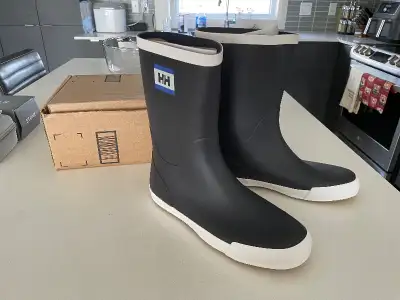 Helly Hansen Women’s Nordvik 2 Waterproof Rainboots- 11- New, View more