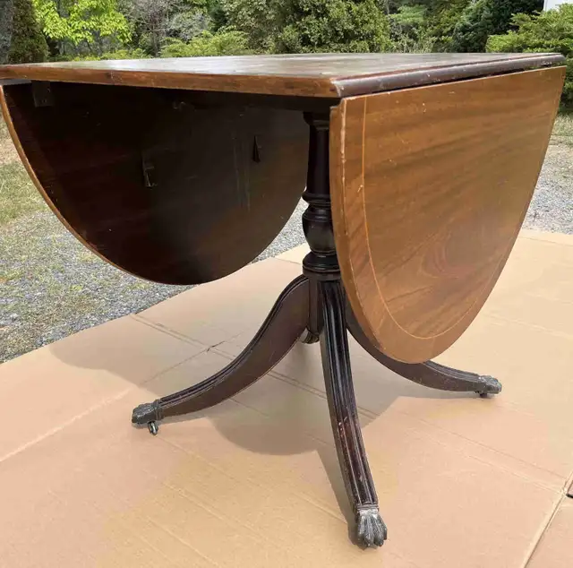 Duncan Phyfe 2 drop leaf  Table  in Other Tables in City of Halifax - Image 2