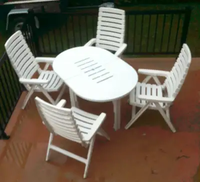 Ensemble de patio blanc /véritable résine de synthèse, View more