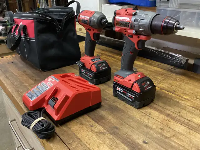 MILWAUKEE M18 FUEL SURGE IMPACT DRIVER and 1/2” HAMMER DRILL KIT in Power Tools in Barrie - Image 9
