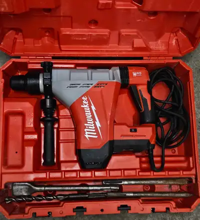 Milwaukee 1-3/4" SDS-Max Rotary Hammer combination hammer, View more