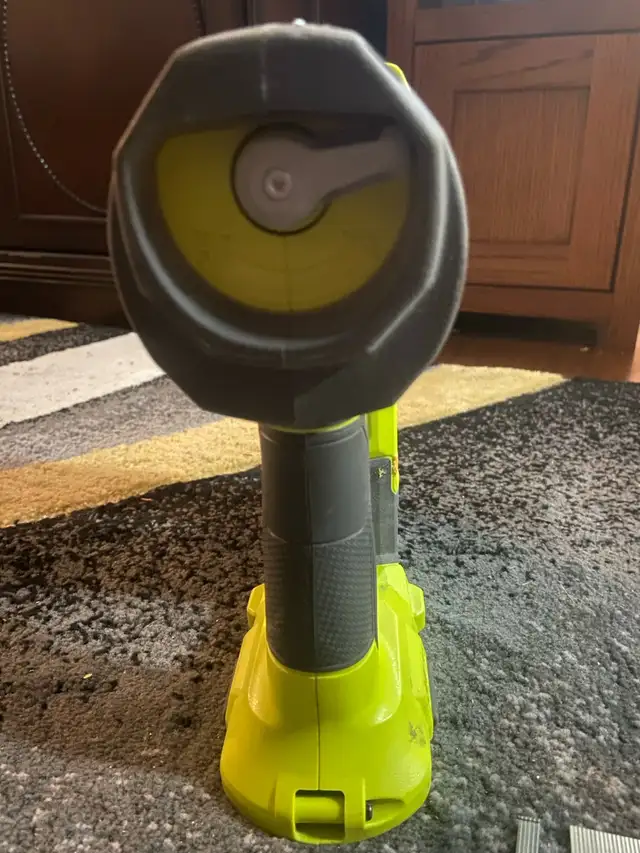Ryobi nail gun565173408362680322