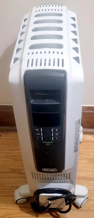 De'Longhi Oil-Filled Electric Space Heater, super powerful quiet, View more
