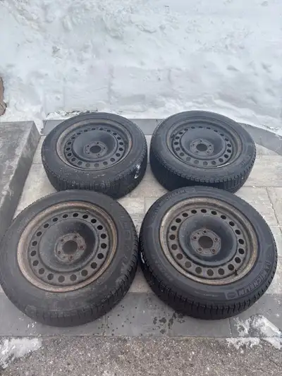 4 Michelin X-Ice Tires Good remaining tread Complete with steal rims 5x114.3 - From 2013 Dodge Aveng...