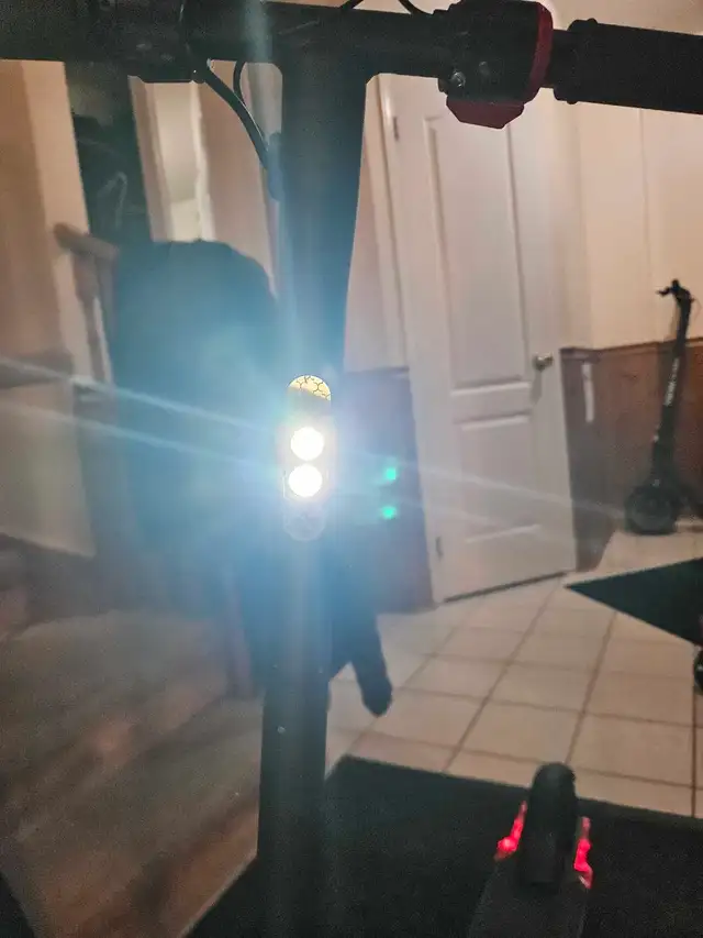 "42V" Mini Electric Scooter (BACK TO SCHOOL DEAL) in eBike in Mississauga / Peel Region - Image 4