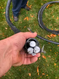 Câble teck No 3, 3 brins, 600 v. Alluminium