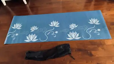 Yoga mat with carrying cover, View more