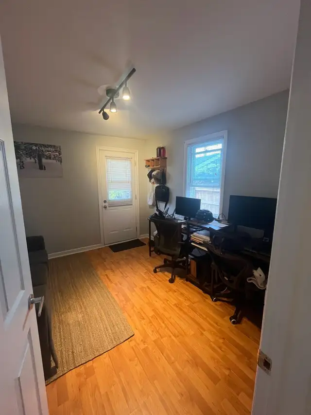 2 Bed 1 Bath House Sublet in Short Term Rentals in Ottawa - Image 7
