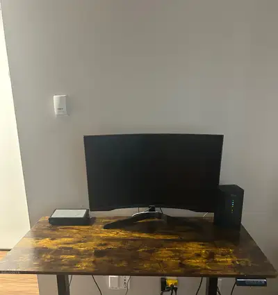 Ensemble bureau complet / Complete Office Setup (Place des Arts), View more