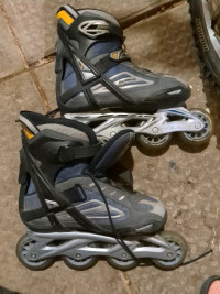 Men's size 7 Rollerblades, inline skates