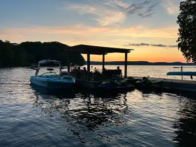 WATERFRONT Lake of Bays - Long Term  Cottage/Home for rent