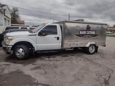 ☕ **FOR SALE: 2016 Ford F-350 Super Duty Coffee & Sandwich Truck – Only 111,000 km!** Ready to start...