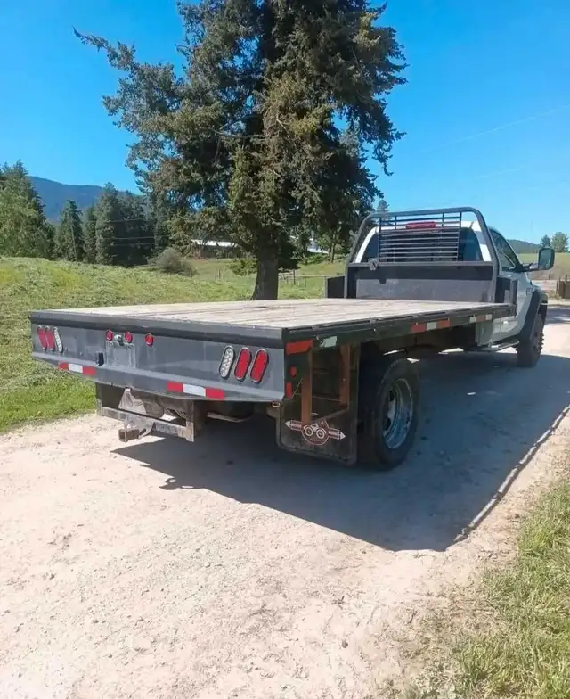 Dodge Ram 5500 Flatdeck65680476018306124