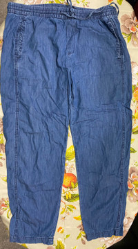 Medium size bottoms for women either new or used like new