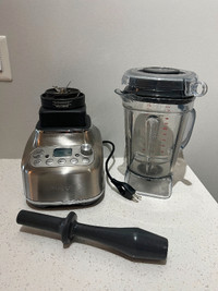 Breville Super Q Commercial Grade Blender in good condition