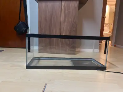 Reptile 30x12.5x12.5 terrarium , View more