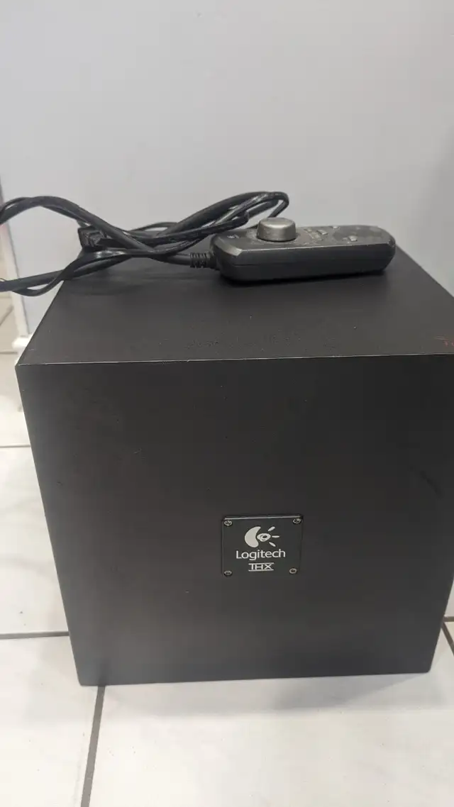 Logitech subwoofer computer speaker in Speakers, Headsets & Mics in City of Toronto - Image 2