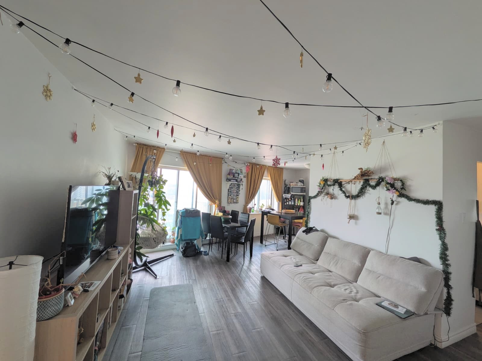 Spacious room in 5 1/2 Plateau/Ville-Marie — photo 2