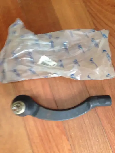 Brand-new tire rod end outer Volvo year 2000 perhaps others S 70 part number 100-2819 brand-new in b...