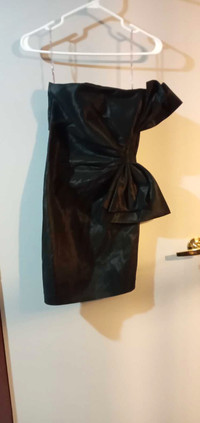 Robe chic de bal noir pour femme,  grandeur médium 