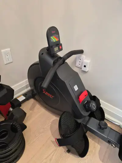 Brand new never used rowing machine. Paid over $600 and never used due to unrelated injury.