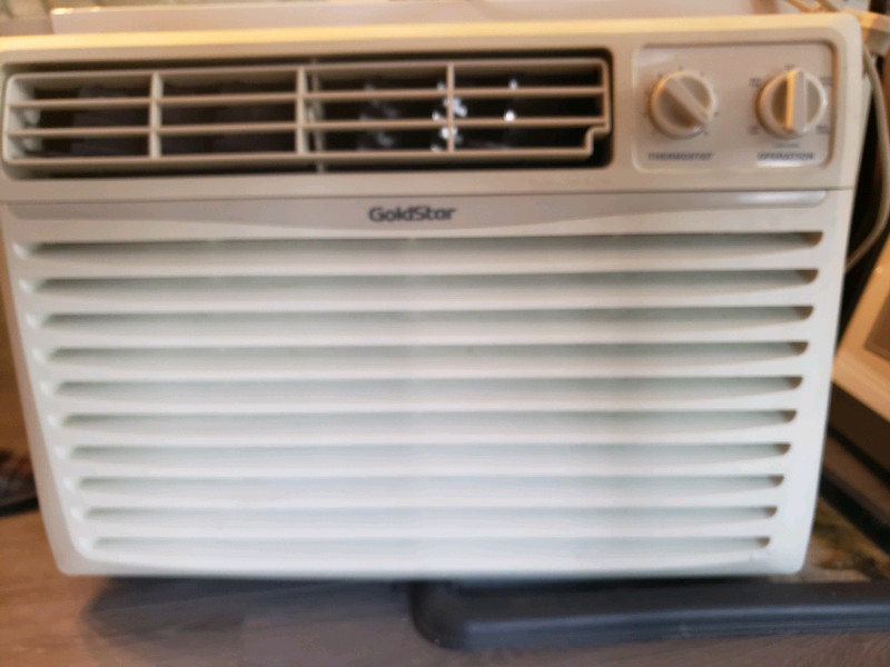 Window Air Conditioner Unit 8000 btu Heaters, Humidifiers