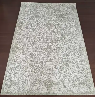 SAFAVIEH Trace 6' x 9'  Hand-Tufted Wool Area Rug ', View more