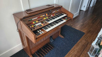 Yamaha Electone C605 Organ