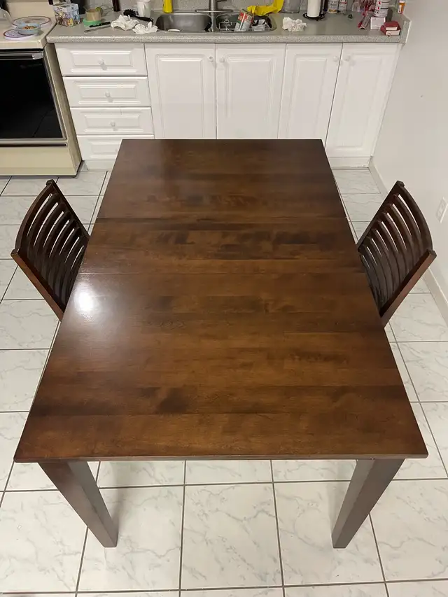 Wooden Dining Table in Dining Tables & Sets in Markham / York Region - Image 5