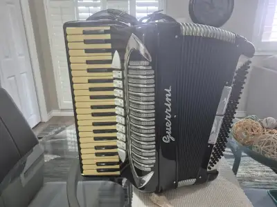 Accordion Guerrini, View more