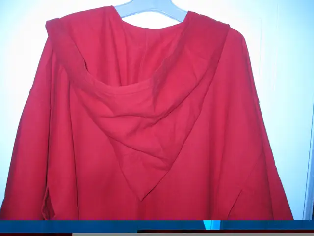 MANTEAU FEMME ROUGE LAINE - GENRE KIMONO KENZO PARIS in Women's - Tops & Outerwear in Longueuil / South Shore - Image 6