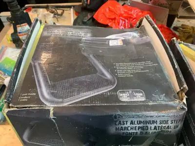 Two sets of 2 Bully side steps Black cast aluminum Black bull series $30.00 a set $50.00 for both se...