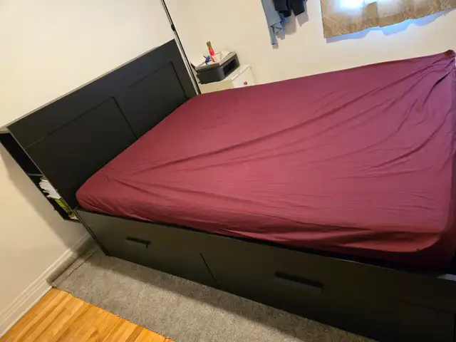 IKEA Used Brimens Bed and head of bed in Beds & Mattresses in City of Montréal - Image 3