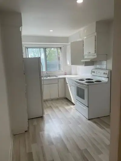 2 Bedroom Apartment – Côte-Saint-Luc – Only $1,350/month!